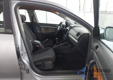 2005 Volkswagen Jetta Value Edition from USA, damaged, VIN 3VWPF71K75M629942